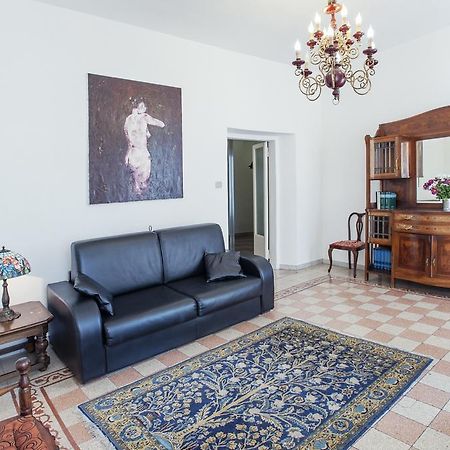 Apartmán Campo De' Fiori Řím Pokoj fotografie