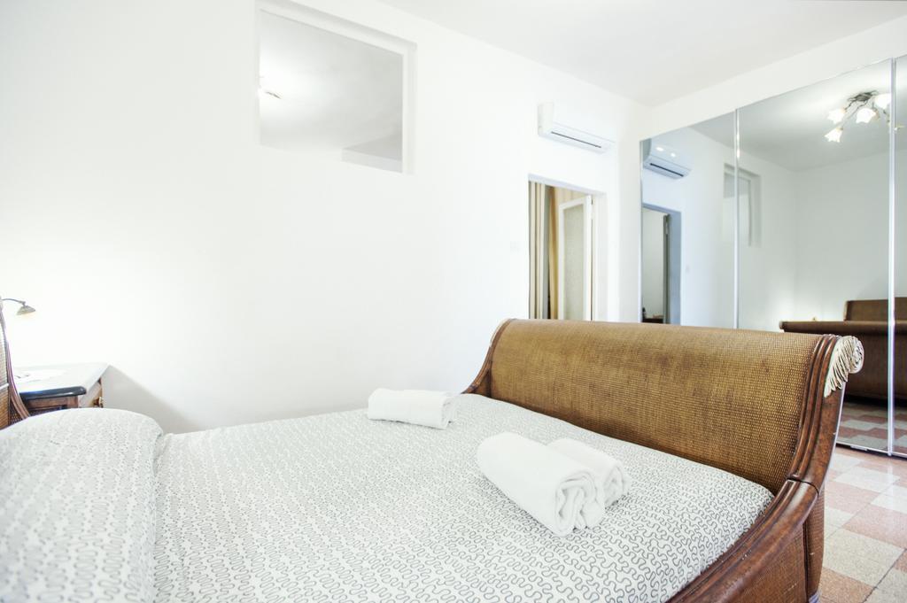 Apartmán Campo De' Fiori Řím Pokoj fotografie
