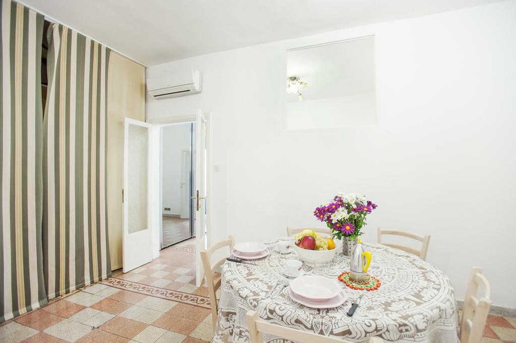 Apartmán Campo De' Fiori Řím Pokoj fotografie